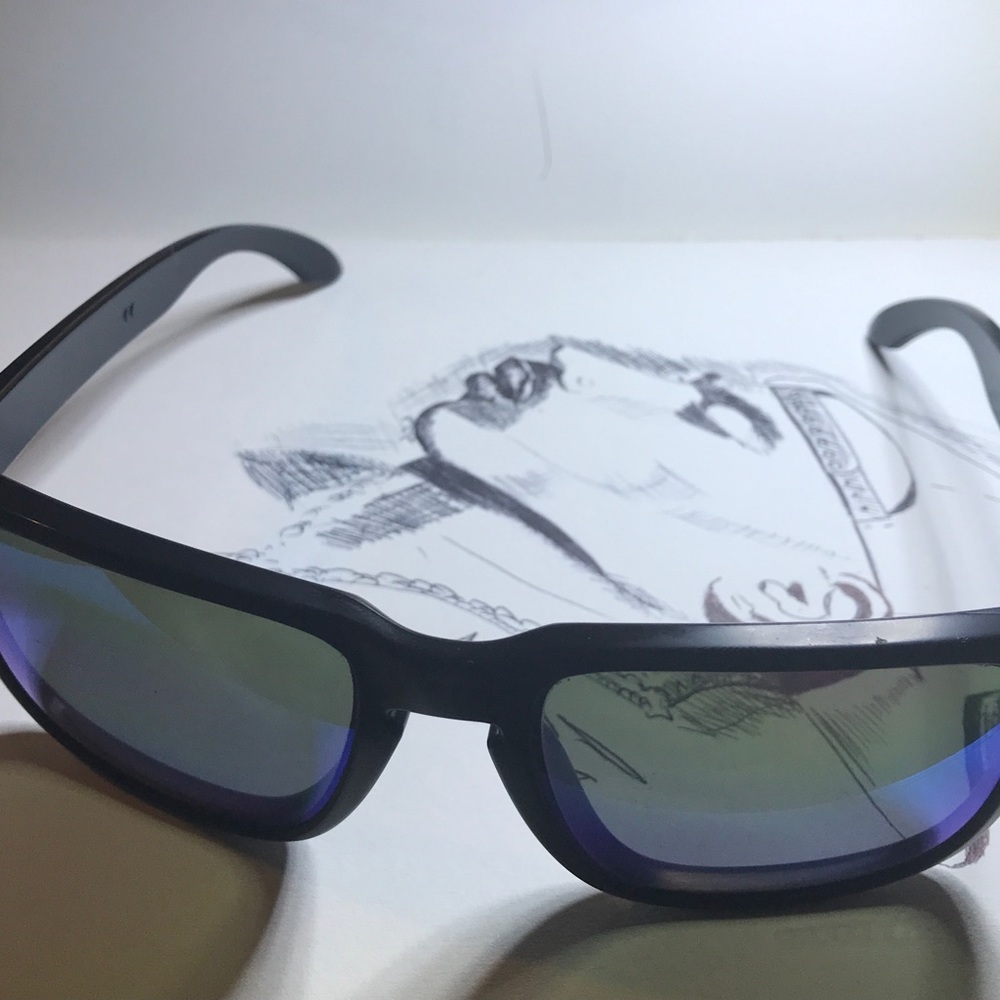 Oakley Holbrook